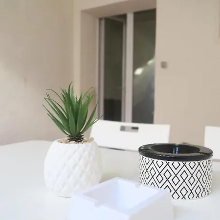 Apartment Rdc, Patio